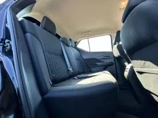 2023 NISSAN KICKS