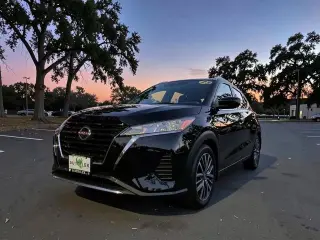 2023 NISSAN KICKS