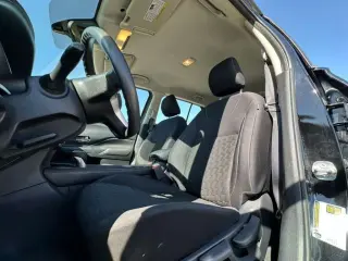 2023 NISSAN KICKS