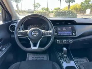 2023 NISSAN KICKS