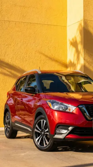 2020 NISSAN KICKS