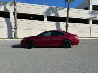 2018 TOYOTA CAMRY