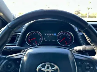 2018 TOYOTA CAMRY