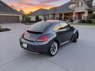 2019 VOLKSWAGEN BEETLE