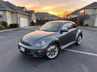 2019 VOLKSWAGEN BEETLE