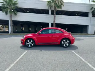 2014 VOLKSWAGEN BEETLE
