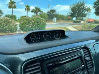 2014 VOLKSWAGEN BEETLE