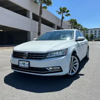 2017 VOLKSWAGEN PASSAT