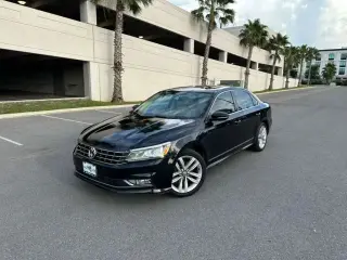 2017 VOLKSWAGEN PASSAT