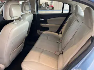 2013 CHRYSLER 200