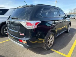 2015 MITSUBISHI OUTLANDER