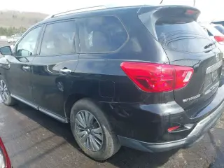 2017 NISSAN PATHFINDER