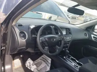 2017 NISSAN PATHFINDER
