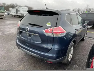 2015 NISSAN ROGUE