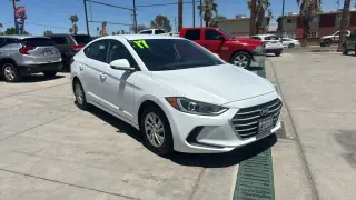 2017 HYUNDAI ELANTRA