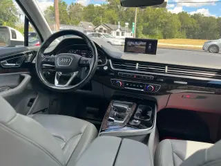2018 AUDI Q7