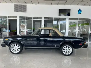 1981 FIAT 124 SPIDER 2000
