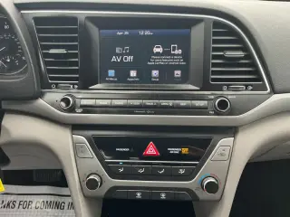 2017 HYUNDAI ELANTRA