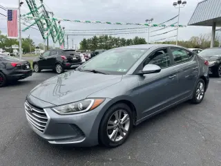 2017 HYUNDAI ELANTRA