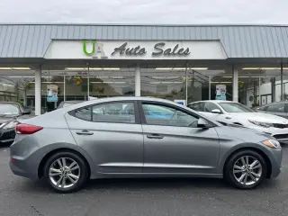 2017 HYUNDAI ELANTRA