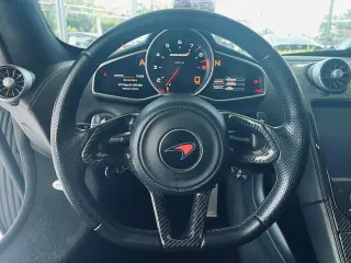 2012 MCLAREN MP4-12C