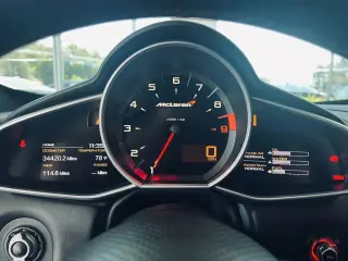 2012 MCLAREN MP4-12C