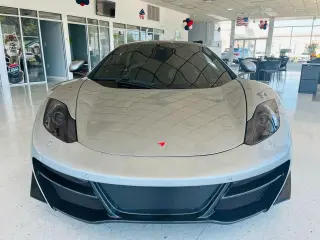 2012 MCLAREN MP4-12C