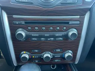 2017 NISSAN PATHFINDER