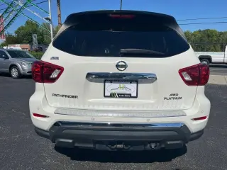 2017 NISSAN PATHFINDER