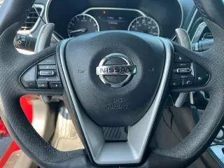 2017 NISSAN MAXIMA