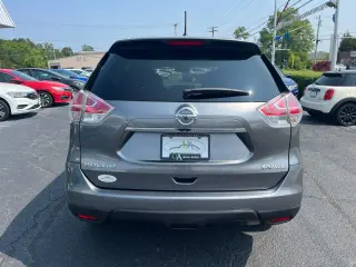 2015 NISSAN ROGUE