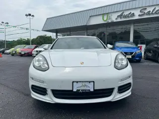 2015 PORSCHE PANAMERA