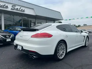 2015 PORSCHE PANAMERA