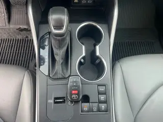 2024 TOYOTA HIGHLANDER HYBRID