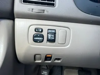 2009 TOYOTA SIENNA