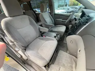 2009 TOYOTA SIENNA