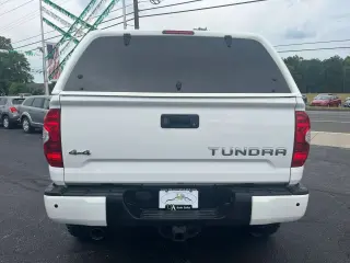 2015 TOYOTA TUNDRA CREWMAX