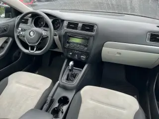 2015 VOLKSWAGEN JETTA