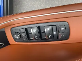 2017 MASERATI LEVANTE