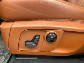 2017 MASERATI LEVANTE