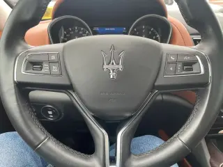 2017 MASERATI LEVANTE