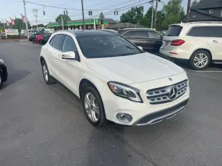 2019 MERCEDES-BENZ GLA