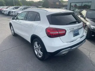 2019 MERCEDES-BENZ GLA