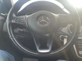 2019 MERCEDES-BENZ GLA