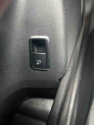 2019 MERCEDES-BENZ GLA