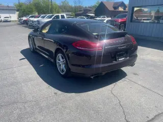 2012 PORSCHE PANAMERA