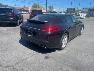 2012 PORSCHE PANAMERA