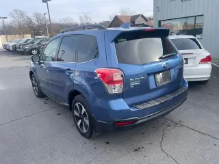 2018 SUBARU FORESTER