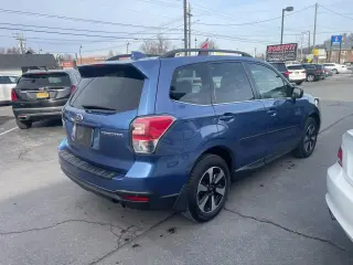 2018 SUBARU FORESTER