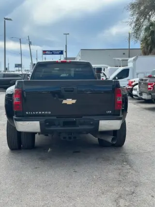 2011 CHEVROLET SILVERADO 3500 HD CREW CAB